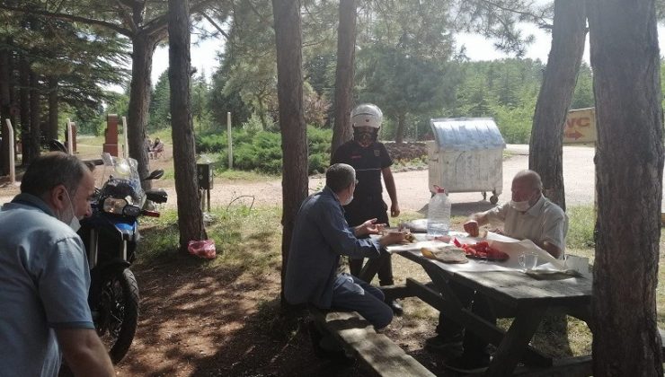 Eskişehir’de jandarma ormanlarla ilgili yasağı halka duyurdu