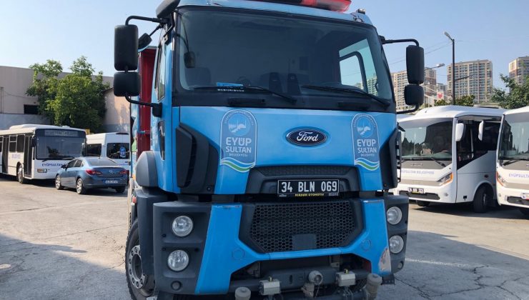 Eyüpsultan Belediyesi’nden yangınla mücadele için basınçlı su tankeri desteği