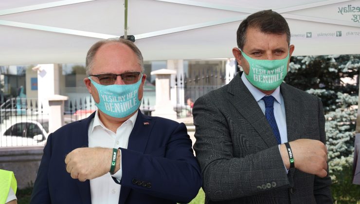 Farkındalık oluşturmak için kan bağışında bulundular