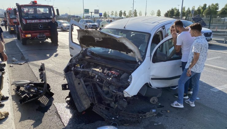Fatih’te kazaya karışan sürücü şoka girdi
