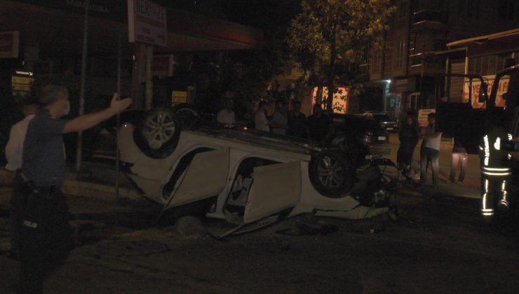 Fenerbahçe Can Bartu tesislerinin önünde kontrolden çıkan otomobil takla attı: 2 yaralı