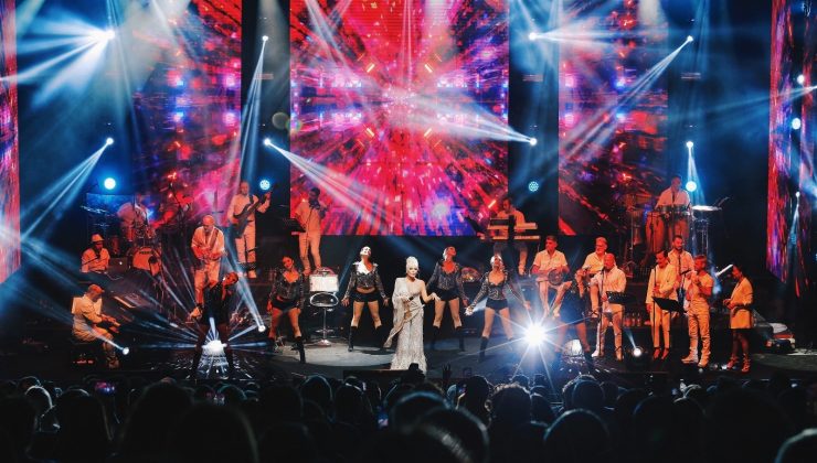 ‘Fişekhane Deniz Konserleri’ Ajda Pekkan’la başladı