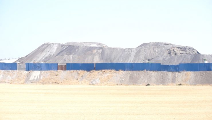 Foça’da ‘cüruf depolama alanının’ kaldırılması için eylem