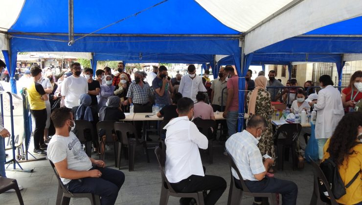 Gaziantep’te korona virüs aşısına ilgi yoğun