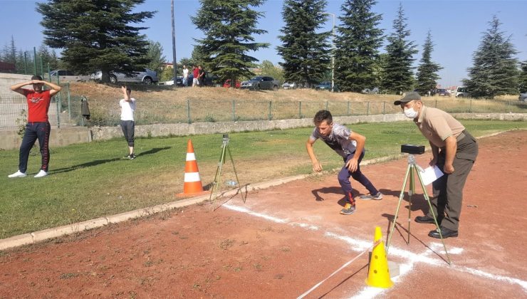 Geçici orman işçi adayları parkurda ter döktü