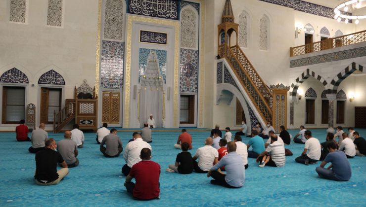 GMİS, Kuran-ı Kerim okuttu