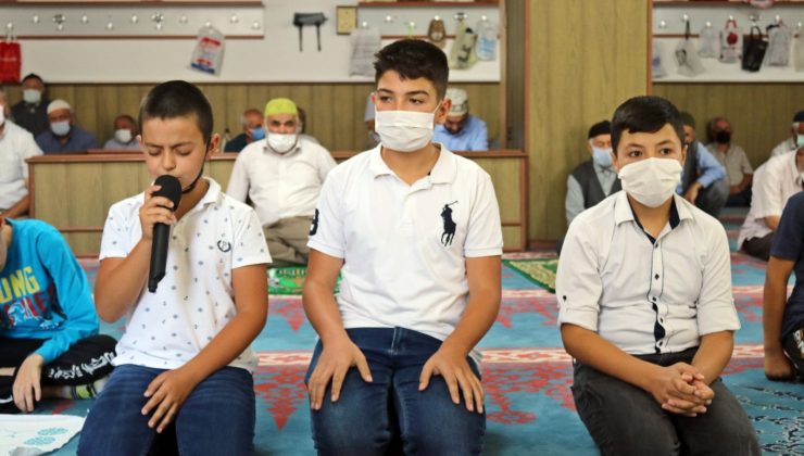 Günyüzü’nde Kuran okumaya başlayan çocuklar ödüllendirildi
