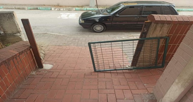 Güpegündüz muhtarlığın kapısını çaldılar