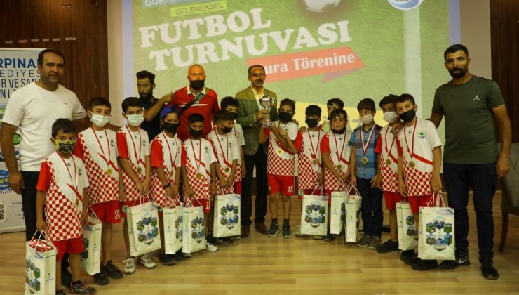 Gürpınar Belediyesi’nden futbol turnuvası