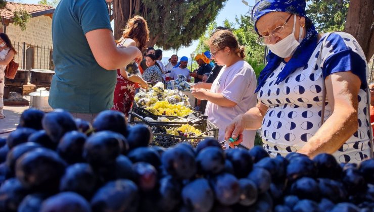 Hatay’da Meryem Ana Yortusu ve Üzüm Bayramı kutlandı
