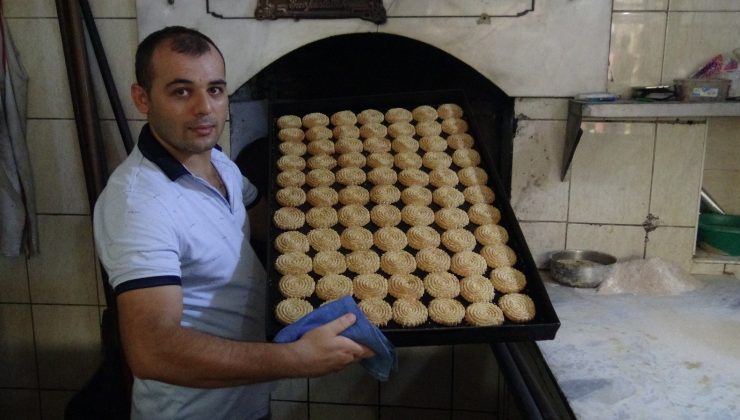 Hatay’ın yöresel lezzeti kömbe, tadıyla beğeni topluyor