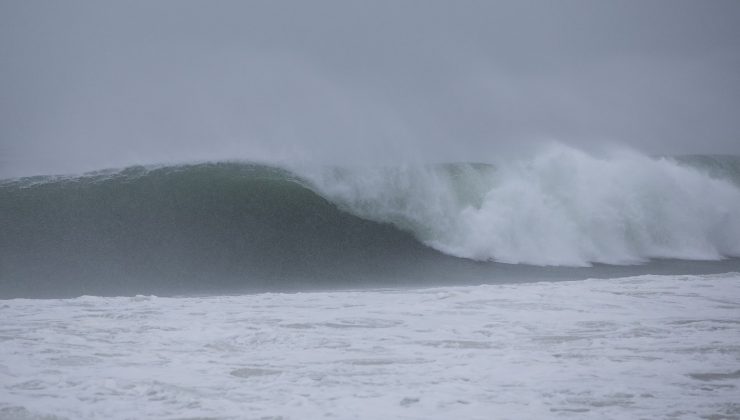 Henri Kasırgası, tropikal fırtına olarak ABD’ye ulaştı