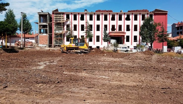 Hisarcık Belediyesi’nden eğitime destek