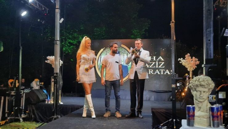 İHA’ya yılın en dikkat çeken muhabir ödülü