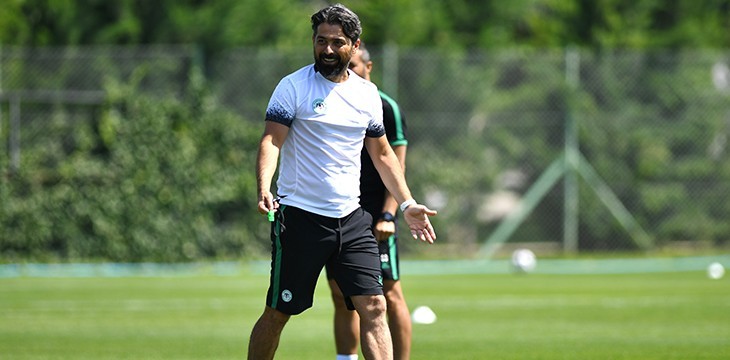 İlhan Palut: “Ligin ilk maçları hem heyecanlıdır hem de çok zordur”