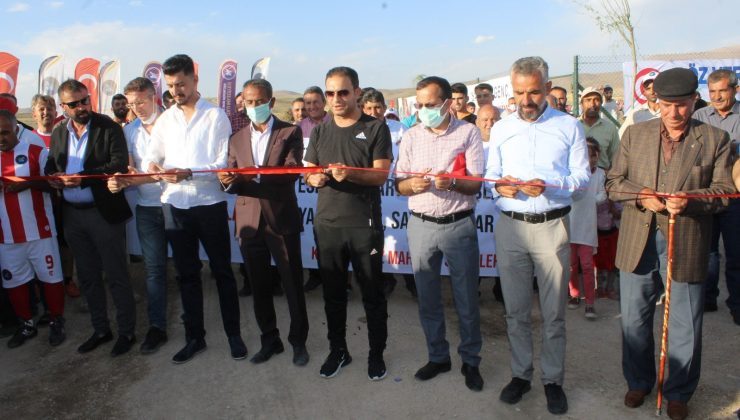 İpekyolu Belediyesinden kırsal mahallere spor tesisi