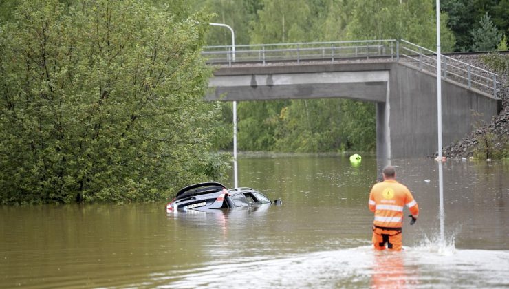 İsveç’in güneyini sel vurdu