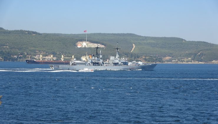 İtalya savaş gemisi Çanakkale Boğazı’ndan geçti