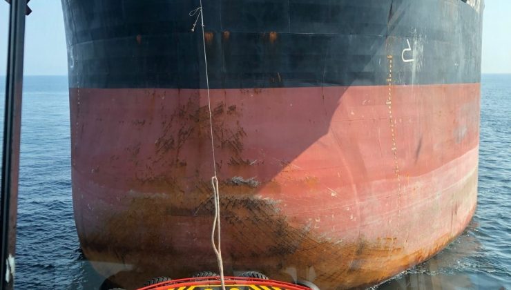 İtalya’dan gelen yük gemisi Kınalıada’da arızalandı