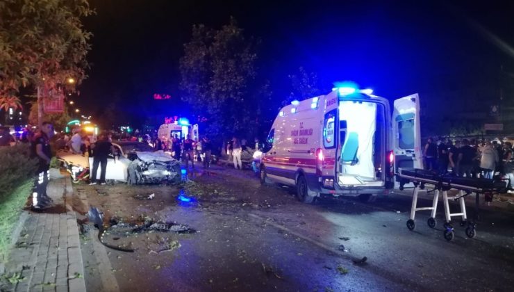 İzmir’de polis aracı ile otomobil çarpıştı: 1 şehit, 1’i polis 4 yaralı