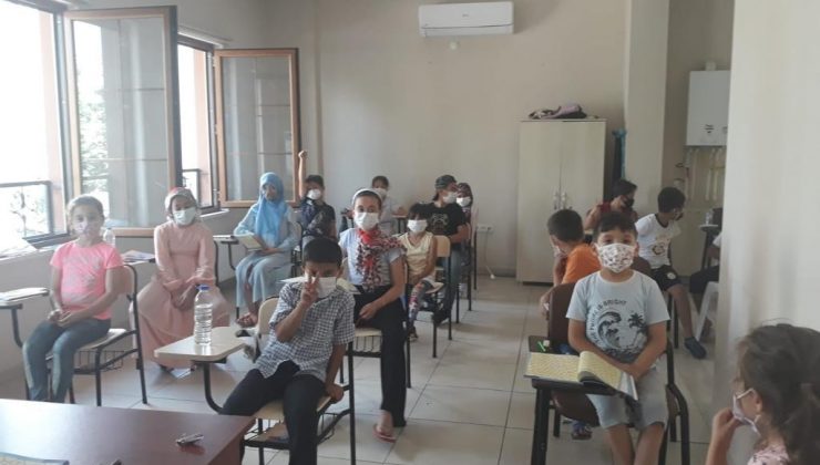 İzmit’te çocuklar Kur’an-ı Kerim öğreniyor