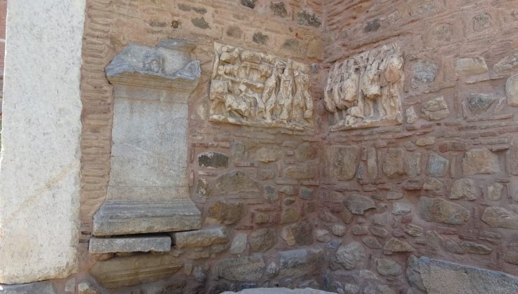 İznik surlarındaki ‘devşirme’ taşlar dikkat çekiyor