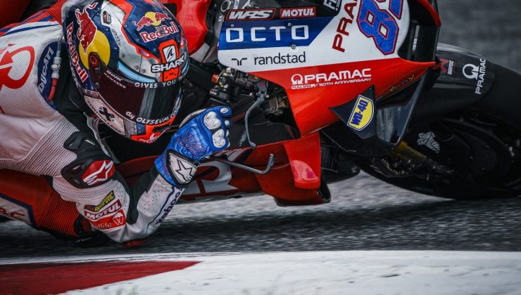 Jorge Martin çaylak sezonunda zafere uzandı