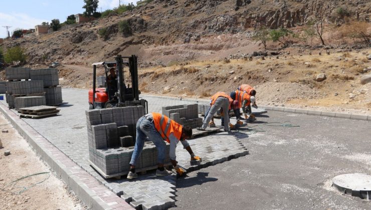 Karaköprü’de kilitli parke çalışması