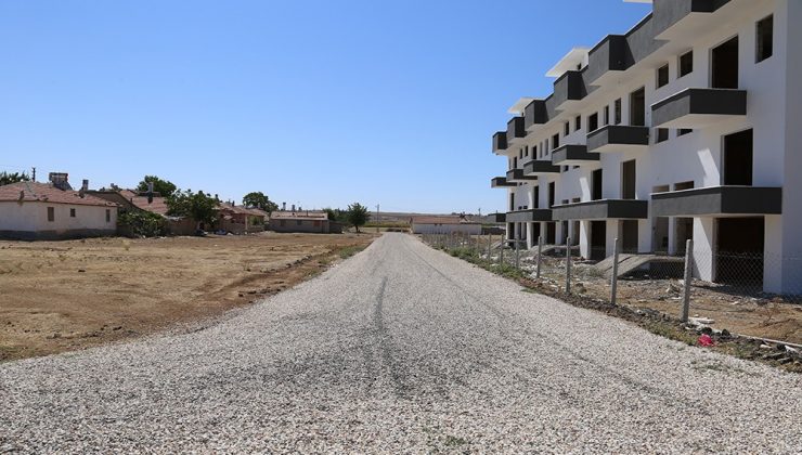 Karaman Belediyesinden soğuk asfalt çalışması