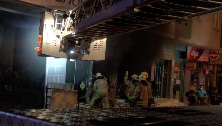 Kartal’da bir halı dükkânında korkutan yangın