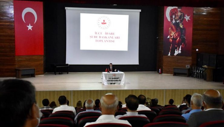Kaymakam Ünsal başkanlığında ‘ilçe idare şube başkanları toplantısı’ gerçekleştirildi