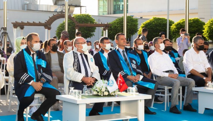 KAYÜ Safiye Çıkrıkçıoğlu MYO Mezuniyet ve Şed Kuşanma Töreni Düzenlendi