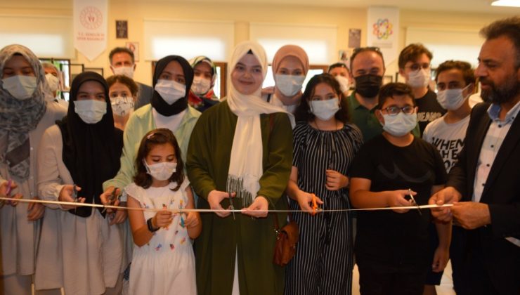 “Kebikeç Kitap Kahve” törenle açıldı