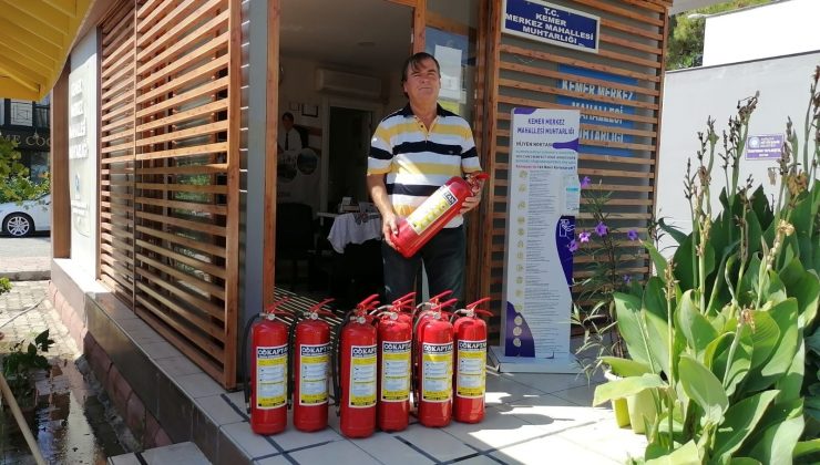 Kemer’den muhtarlara yangın tüpü