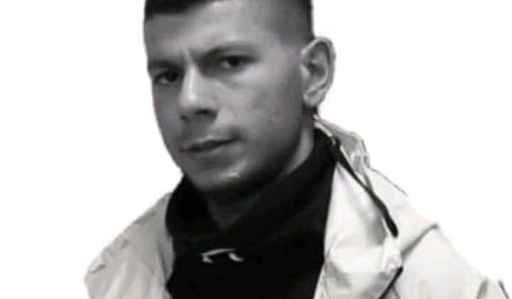 Kendisi gönüllü kurtarıcı idi, kimse onun imdadına yetişemedi