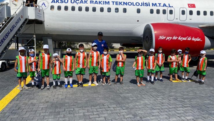 Kepez’de çocuklar yaz tatilini dolu dolu geçiriyor