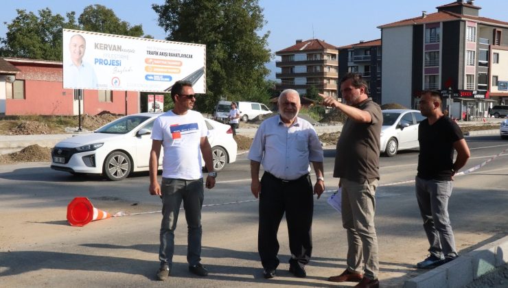 Kervan kavşağı gece gündüz takipte