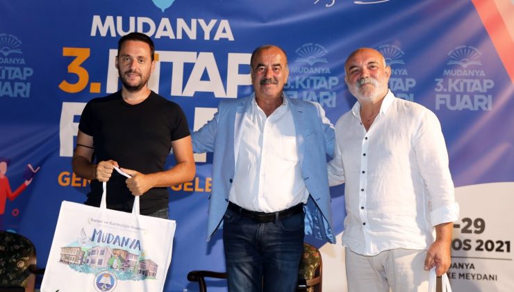 Kitap Fuarı’nda sahne çocuk ve gençlerin