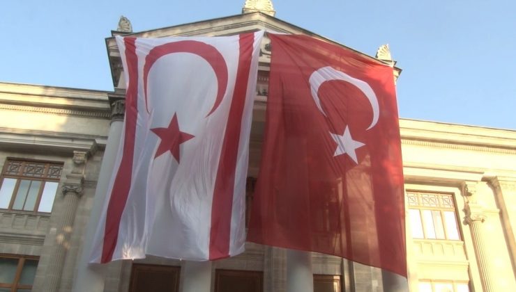 KKTC Cumhurbaşkanı Tatar: “Kıbrıs’tan bir ekip yarın söndürme çalışmaları için hareket edecek”
