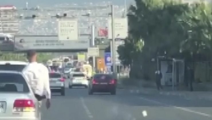 Konvoydaki aracın camından havai fişek attılar