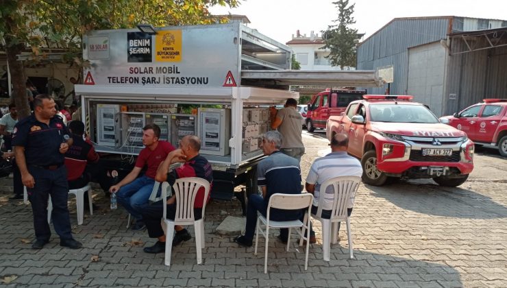 Konya Büyükşehir Manavgat’a solar mobil telefon şarj istasyonu kurdu