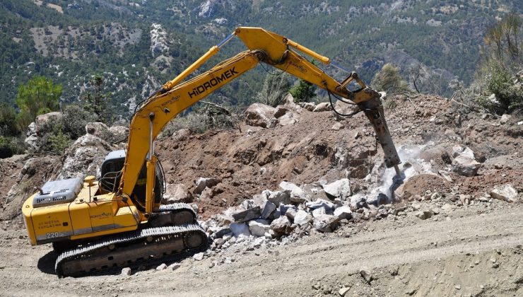 Konyaaltı Belediyesi’nden yayla yollarında bakım çalışması
