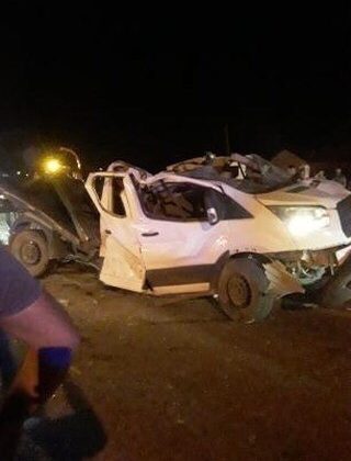 Köpeğe çarpmamak için şerit değiştirince kaza yaptı: 1 ölü, 1 yaralı