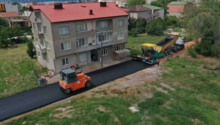 Körfez’de altyapı sonrası yollar asfaltlanıyor