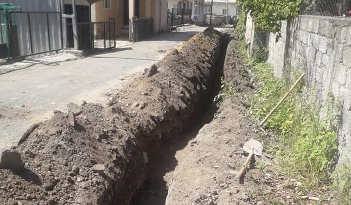 Köylerde içme suyu kanal çalışmaları yapılıyor