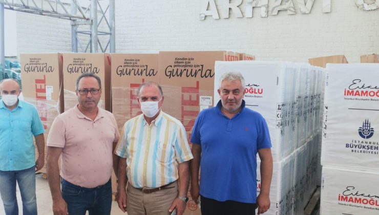 Kuşadası’ndan çıkan yardım kamyonu Arhavi’ye ulaştı