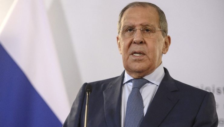 Lavrov: “Daha fazla gecikmeden Afganistan’da kapsayıcı hükümet kurulmalı”