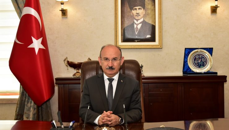 Manisa Valisi açıkladı: “Hastanede tedavi gören hastaların yüzde 88’i aşısız”