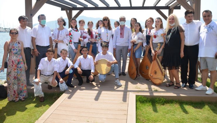 Marmaris’e moral için Ukrayna ve Özbekistan’dan geldiler