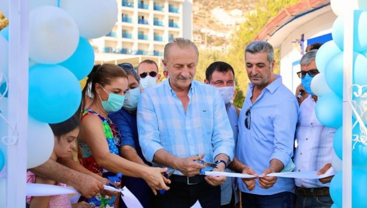 Mavi Mandalya Balık Restaurant düzenlenen tören ile hizmete açıldı